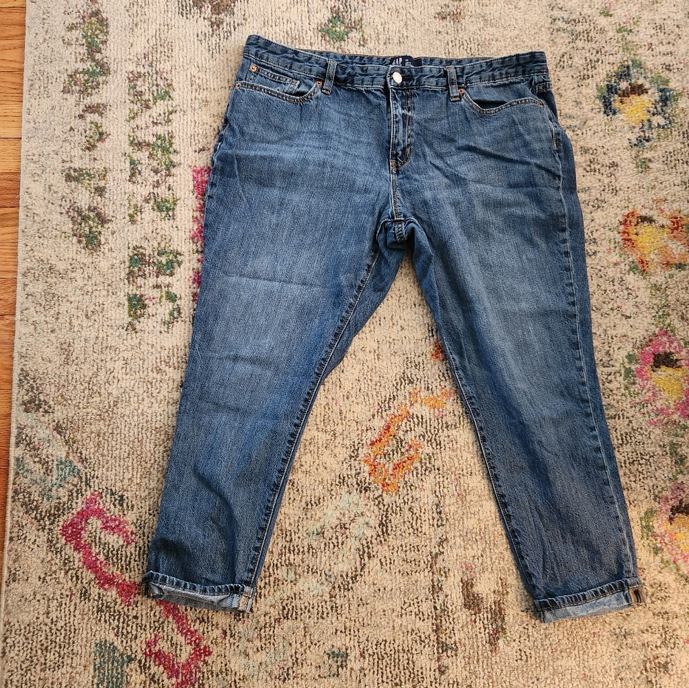 Gap Sexy Boyfriend jeans 33W